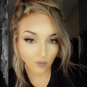 Meet your Posher, L'erin